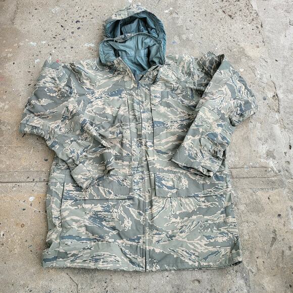 USAF Digital Camouflage Camo Parka Size M Long Green All Purpose Environmental